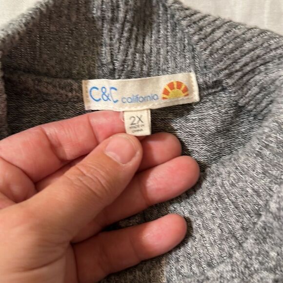 C&C California 2X Fine Knit Gray Heathered Light Weight Drop Sleeve Sweater - Picture 11 of 13